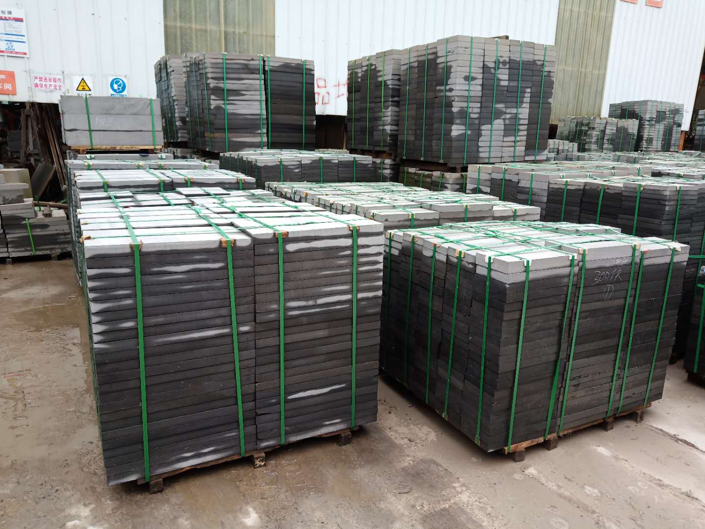 四川雅蒙黑石材廠家